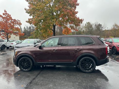 Used 2022 Kia Telluride SX w/ Nightfall Edition Package image 8