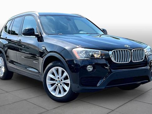 Used 2017 BMW X3 sDrive28i RWD image 3