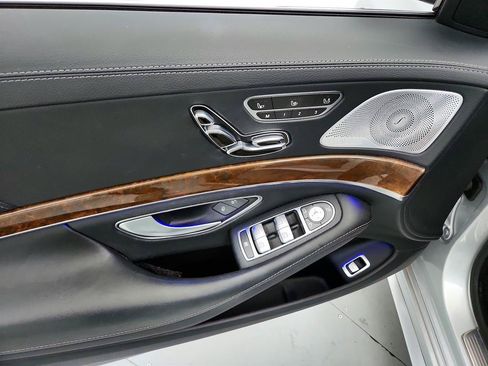 Used 2015 Mercedes-Benz S 550 4MATIC Sedan image 22