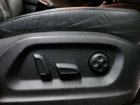 Used 2012 Audi Q5 2.0T Premium image 19