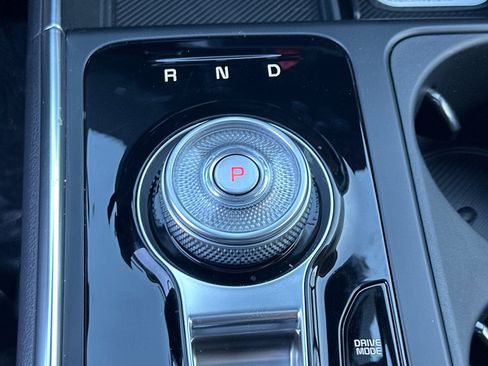 New 2026 Kia Carnival SX FWD image 23