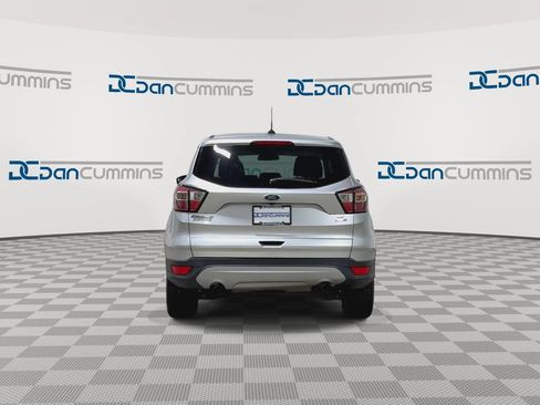 Used 2017 Ford Escape SE AWD/4WD image 7