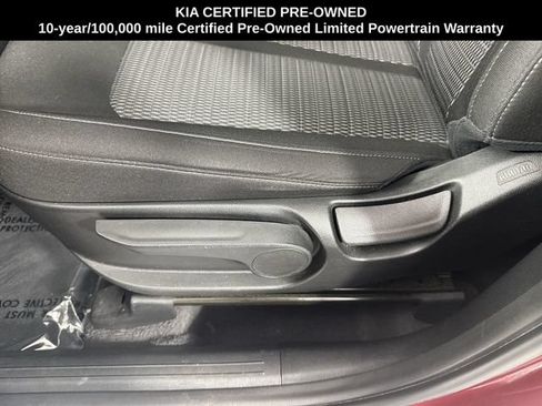 Certified 2023 Kia Sorento LX AWD/4WD image 19