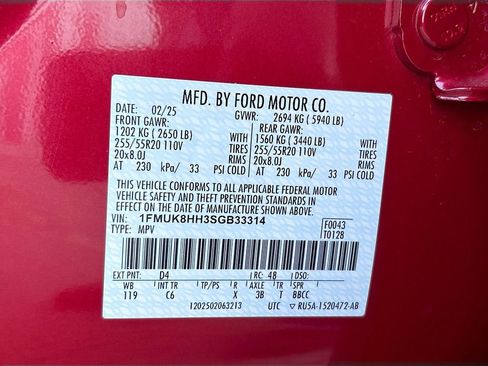 Used 2025 Ford Explorer Platinum AWD/4WD image 34