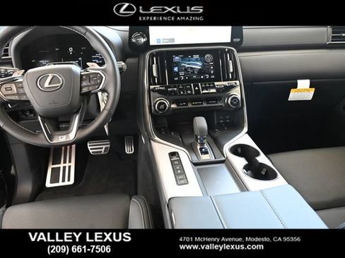 New 2026 Lexus LX 700h F Sport AWD/4WD image 19