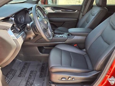 Certified 2025 Cadillac XT5 Premium Luxury w/ Technology Package image 19