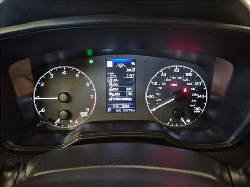 Used 2025 Toyota Corolla LE FWD image 10