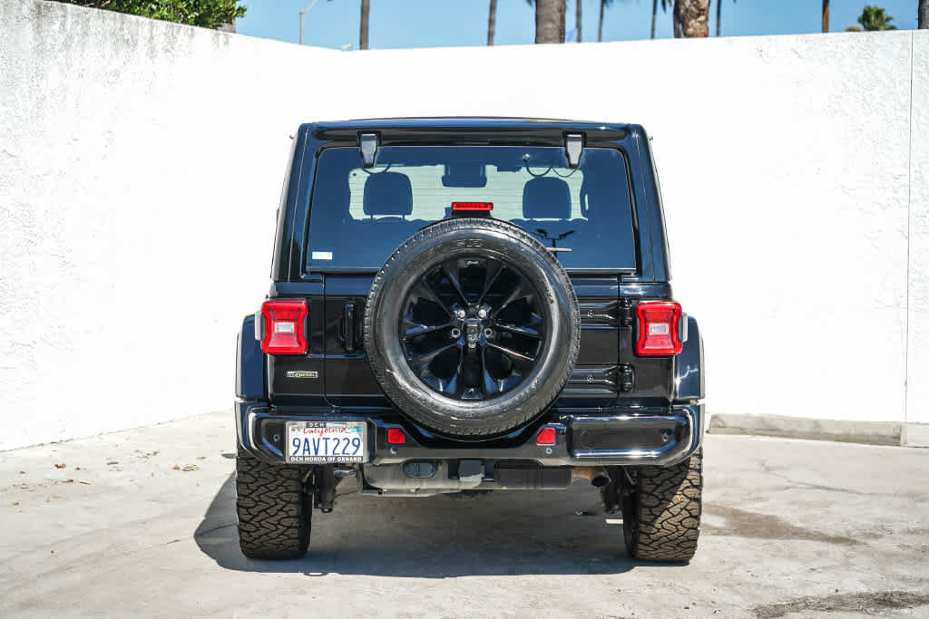 Used 2022 Jeep Wrangler Unlimited Sahara AWD/4WD image 5