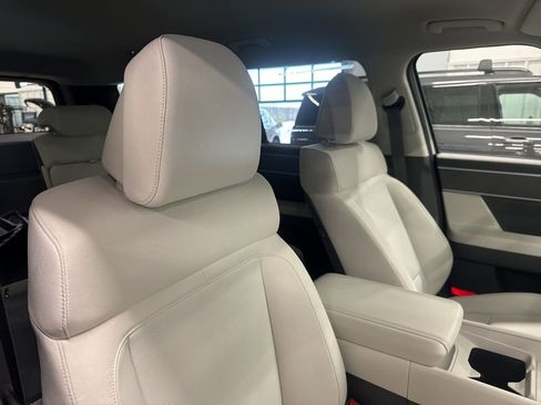 New 2026 Hyundai Santa Fe SE FWD image 25