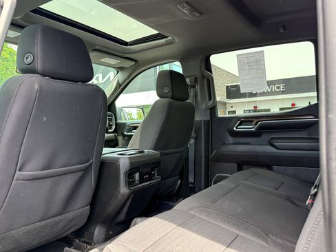 Used 2023 Chevrolet Silverado 1500 RST AWD/4WD image 35