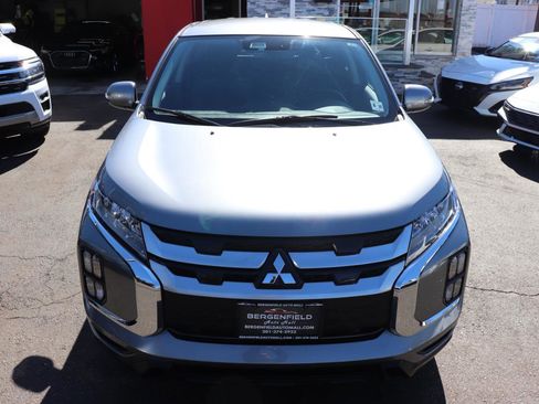 Used 2025 Mitsubishi Outlander Sport SE image 9