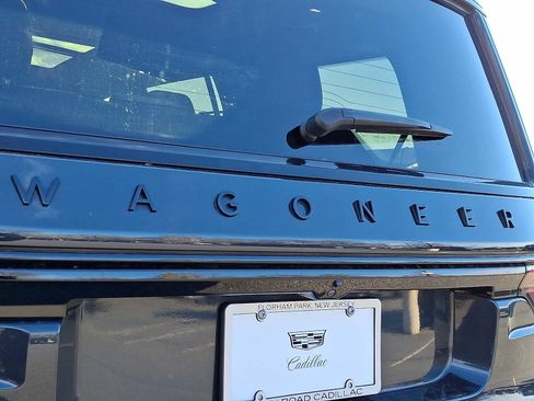 Used 2023 Jeep Wagoneer Series II image 32