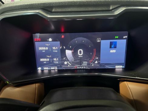 Used 2024 GMC Canyon AT4 w/ Technology Package image 25