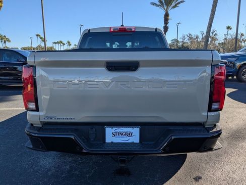 Used 2024 Chevrolet Colorado Z71 w/ Z71 Convenience Package 2 image 5