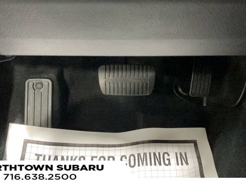 Used 2015 Subaru Forester 2.5i Premium w/ All-Weather Package AWD/4WD image 30