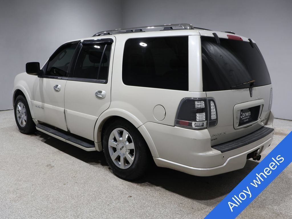 Used 2006 Lincoln Navigator Luxury AWD/4WD image 13