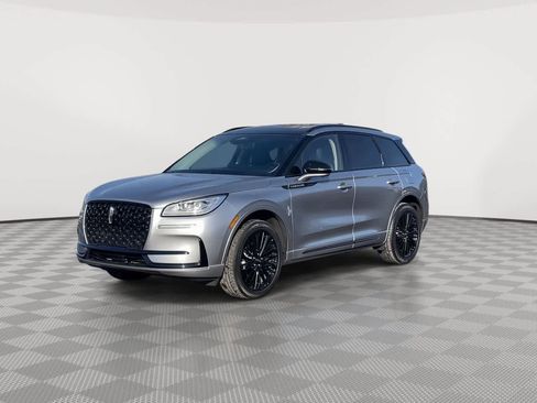 Used 2023 Lincoln Corsair Reserve w/ Equipment Group 201A image 4