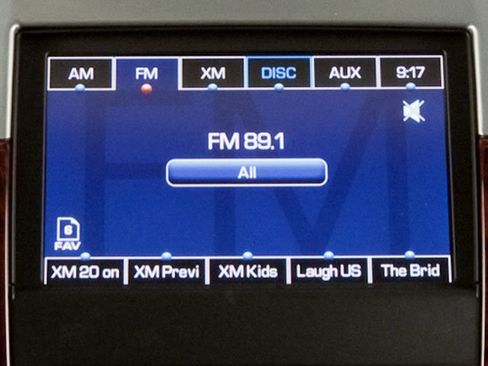 Used 2013 Cadillac Escalade Premium image 21