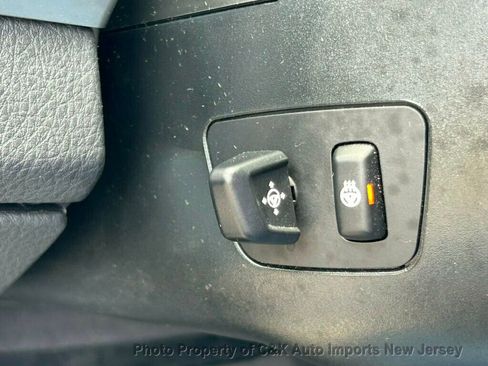 Used 2012 BMW 750i xDrive AWD/4WD image 50