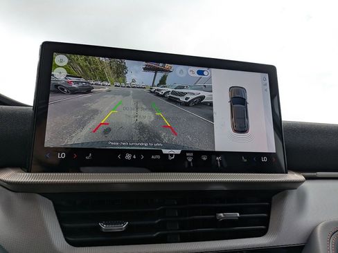 New 2026 Ford Explorer Active image 24