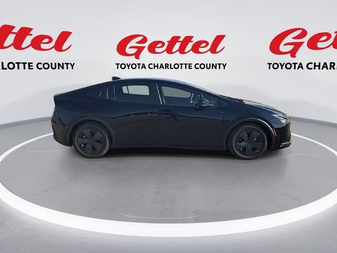 New 2026 Toyota Prius Plug-In Hybrid image 9