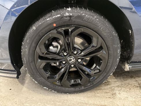 New 2025 Honda Accord SE image 18