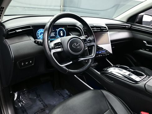 Certified 2024 Hyundai Tucson Limited image 12