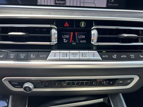 Used 2023 BMW X5 xDrive40i w/ Premium Package AWD/4WD image 17