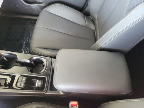 New 2026 Subaru Outback Limited AWD/4WD image 18