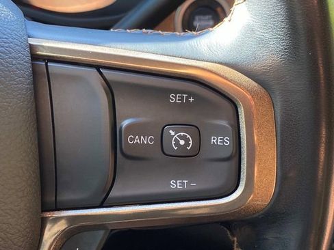 Used 2024 RAM 2500 Limited AWD/4WD image 19