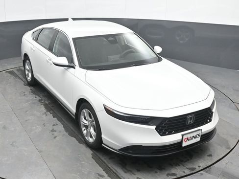 Used 2024 Honda Accord LX image 34