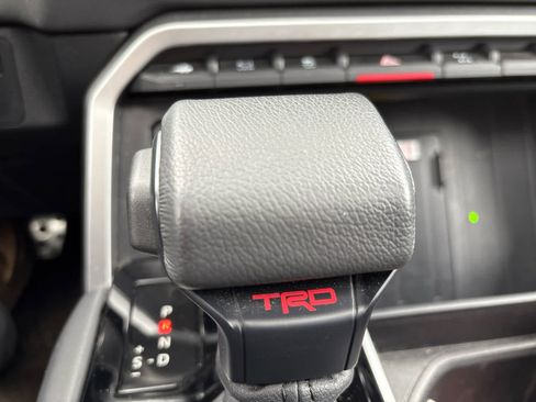 Used 2024 Toyota Tundra Platinum w/ TRD Off-Road Package AWD/4WD image 18
