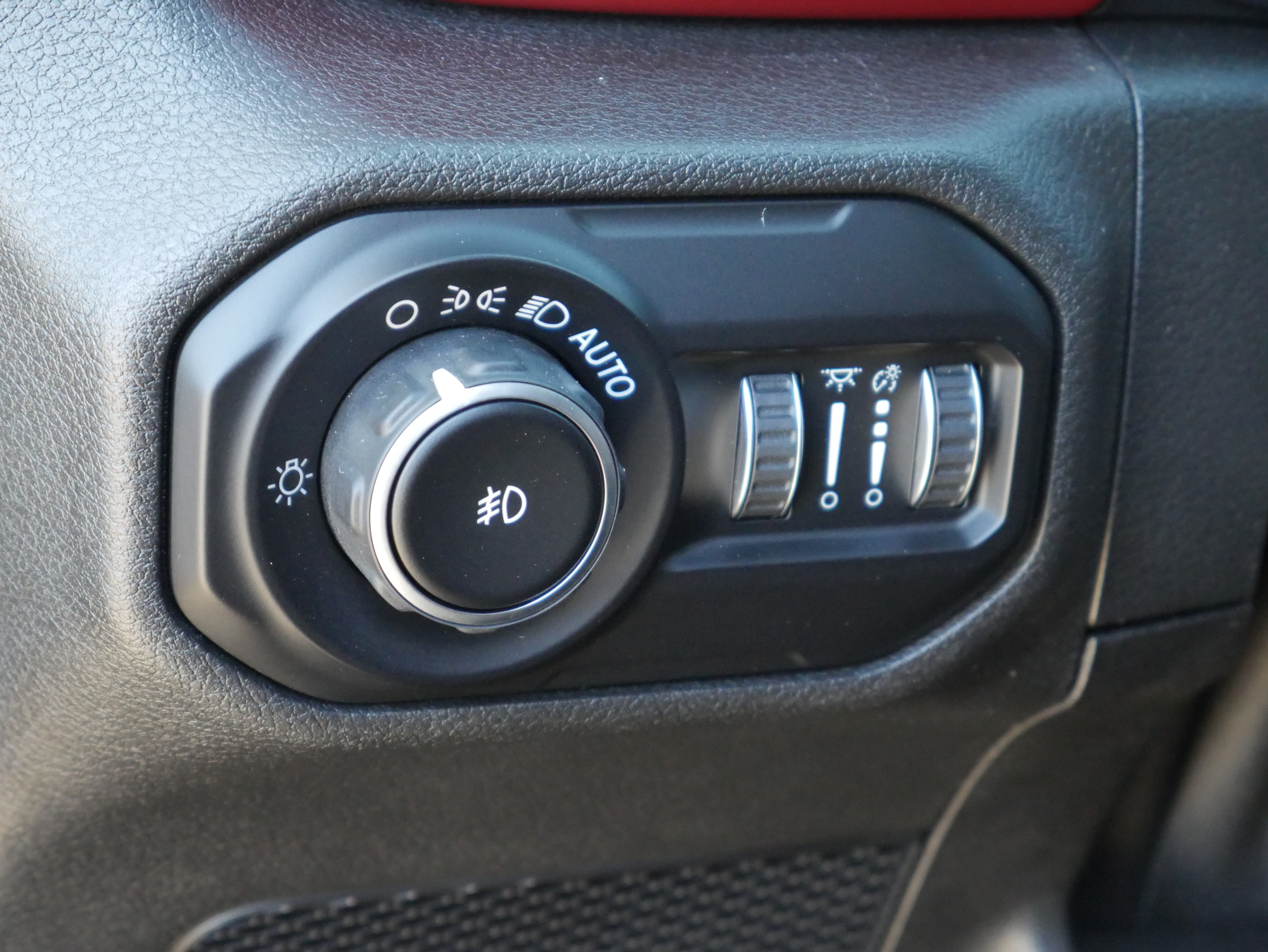 Used 2019 Jeep Wrangler Rubicon AWD/4WD image 5