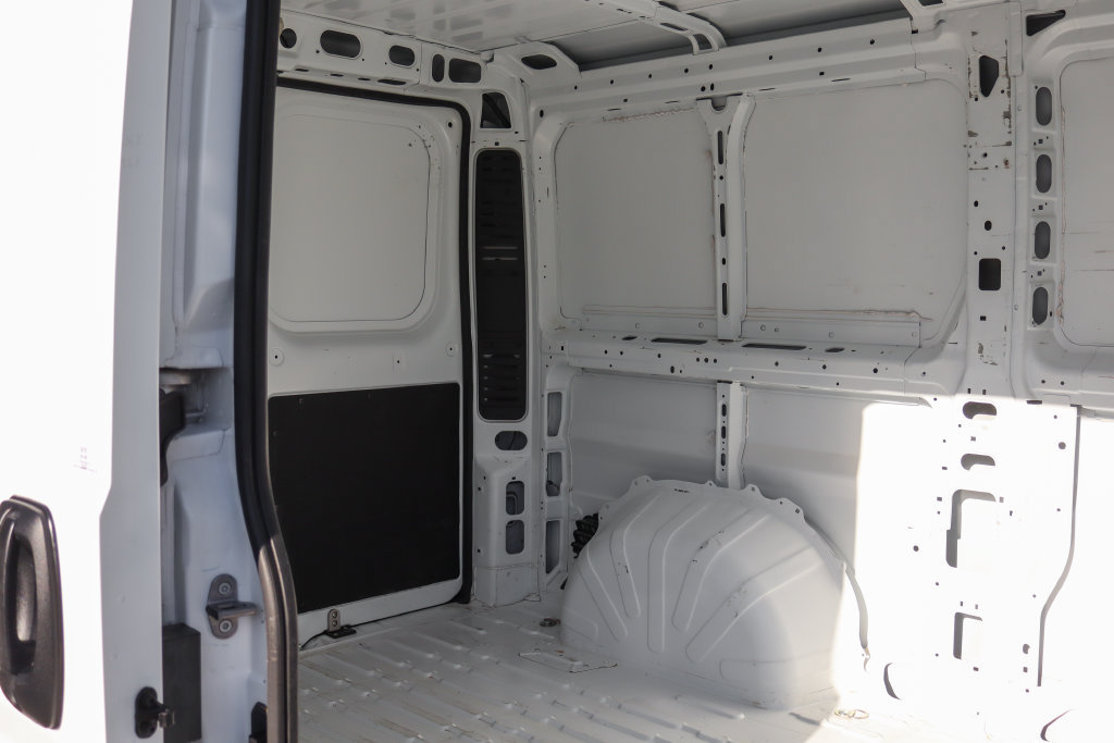 Used 2025 RAM ProMaster 2500 FWD image 13