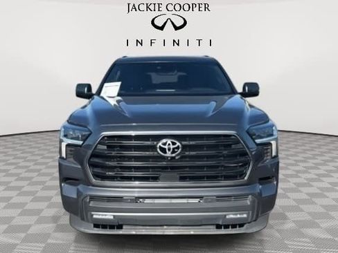 Used 2025 Toyota Sequoia SR5 AWD/4WD image 8
