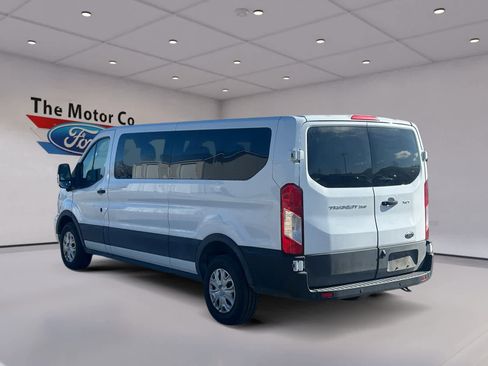 Used 2023 Ford Transit 350 XLT image 7