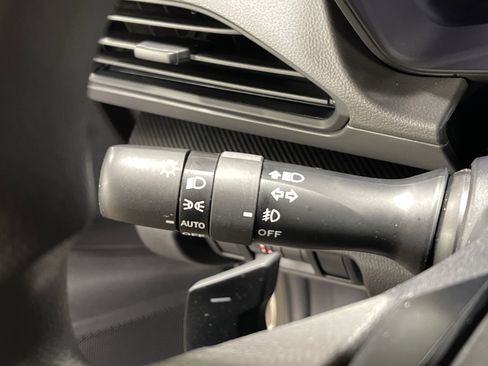 Certified 2024 Subaru Crosstrek 2.0i Premium image 19