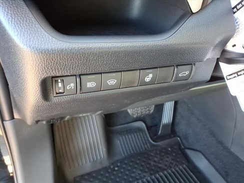 New 2025 Toyota RAV4 XLE w/ Convenience Package image 10