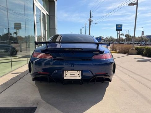 Used 2018 Mercedes-Benz AMG GT R image 17