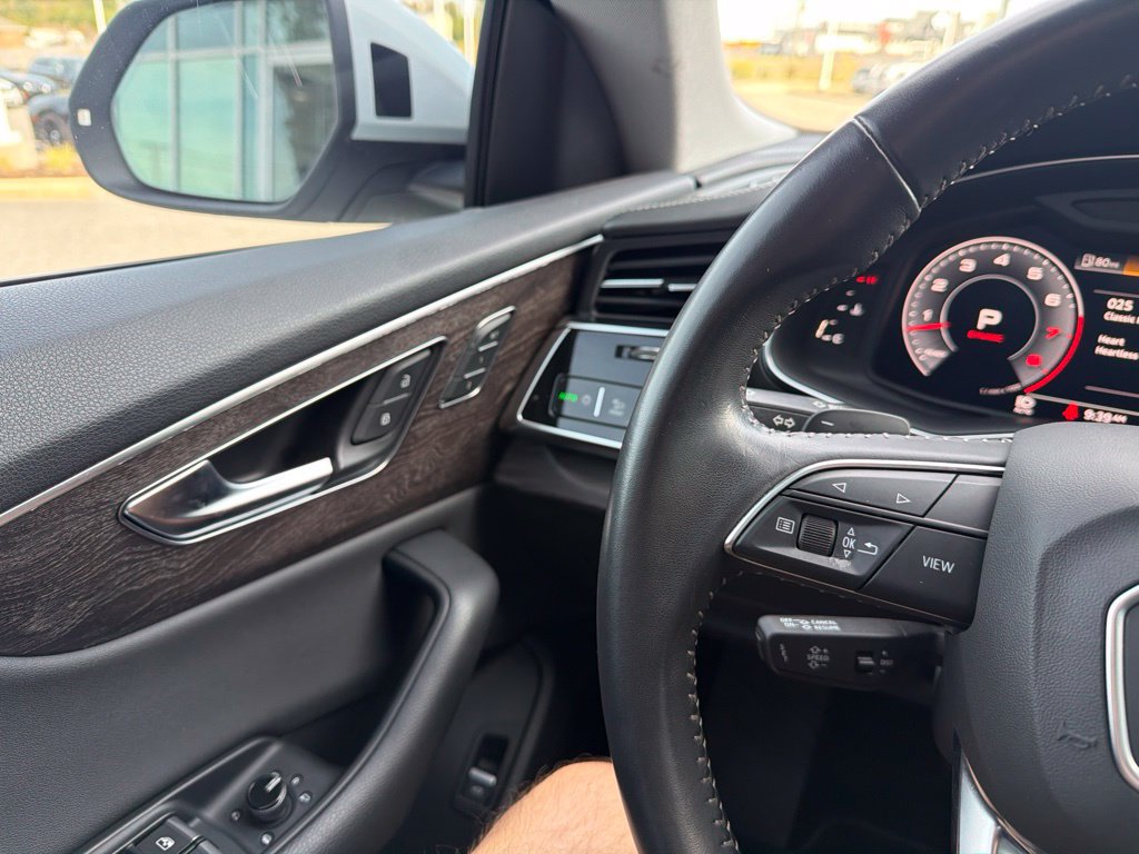 Used 2019 Audi Q8 Prestige AWD/4WD image 20