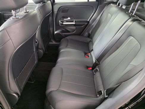 Certified 2025 Mercedes-Benz GLA 250 image 13
