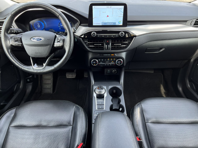 Used 2021 Ford Escape Titanium AWD/4WD image 3