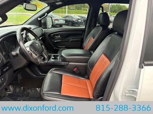 Used 2018 Nissan Titan Platinum Reserve AWD/4WD image 10