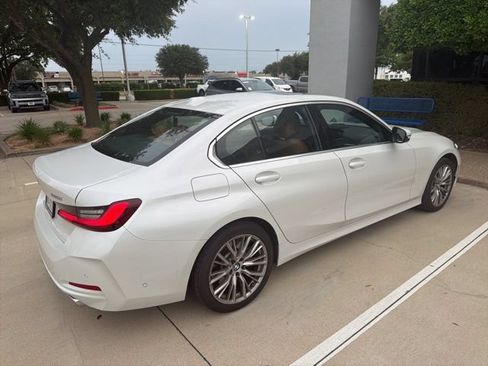 Used 2024 BMW 330i Sedan w/ Premium Package RWD image 4