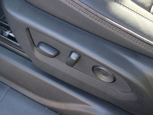 Used 2024 Chevrolet Tahoe High Country w/ Premium Package image 15