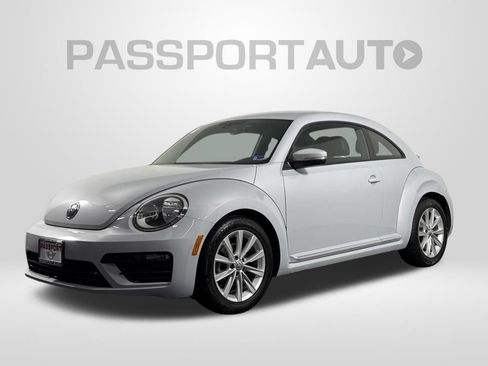 Used 2018 Volkswagen Beetle 2.0T S w/ Style & Comfort Package For S FWD image 1