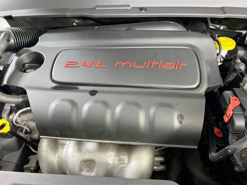 Used 2022 Jeep Compass Limited image 27