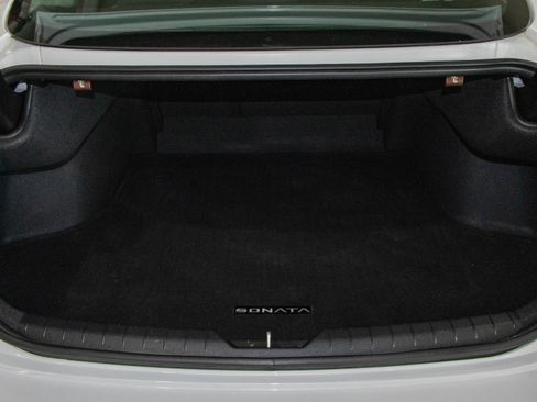 Used 2025 Hyundai Sonata SEL FWD image 23