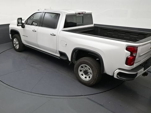 Used 2023 Chevrolet Silverado 2500 High Country w/ Z71 Off-Road Package AWD/4WD image 14