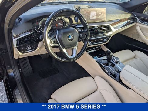 Used 2017 BMW 530i xDrive image 13